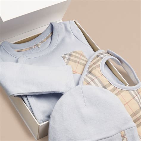 burberry baby gift box|burberry newborn baby gifts.